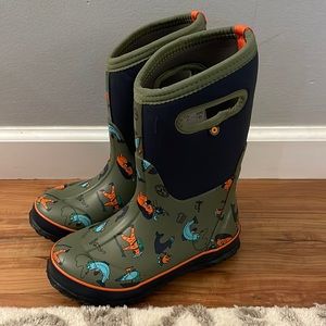 Bogs Kids Dinosaur Print Boots - Olive and Navy